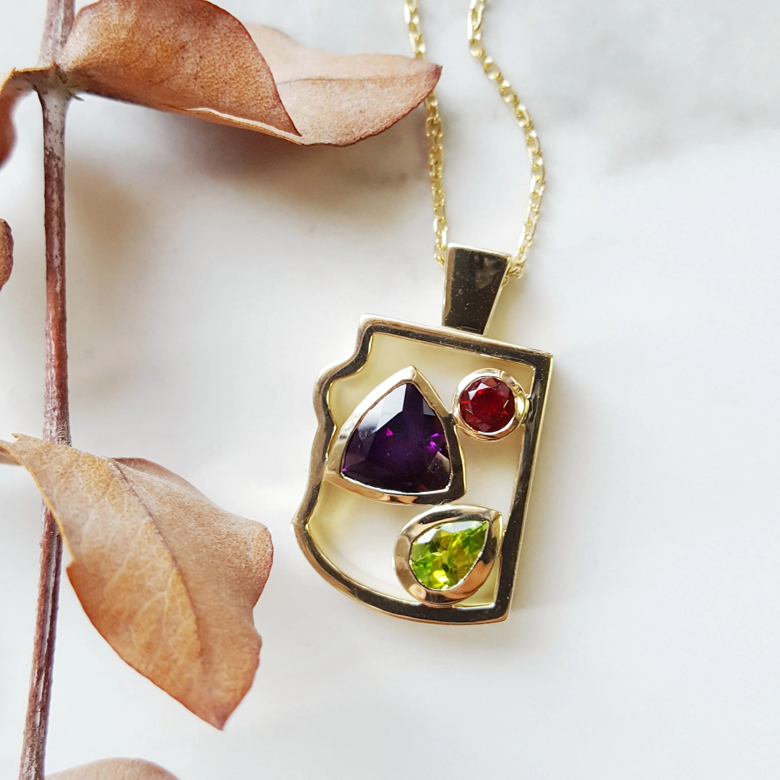 Arizona Exploration Pendant in Yellow Gold