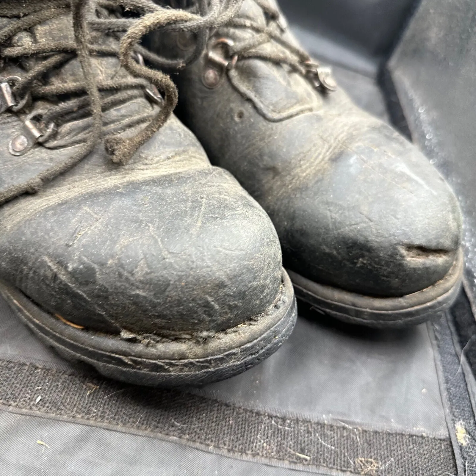Austrian Army Black Leather Heavy Duty Combat Boots - Size EU 47 - UK 12
