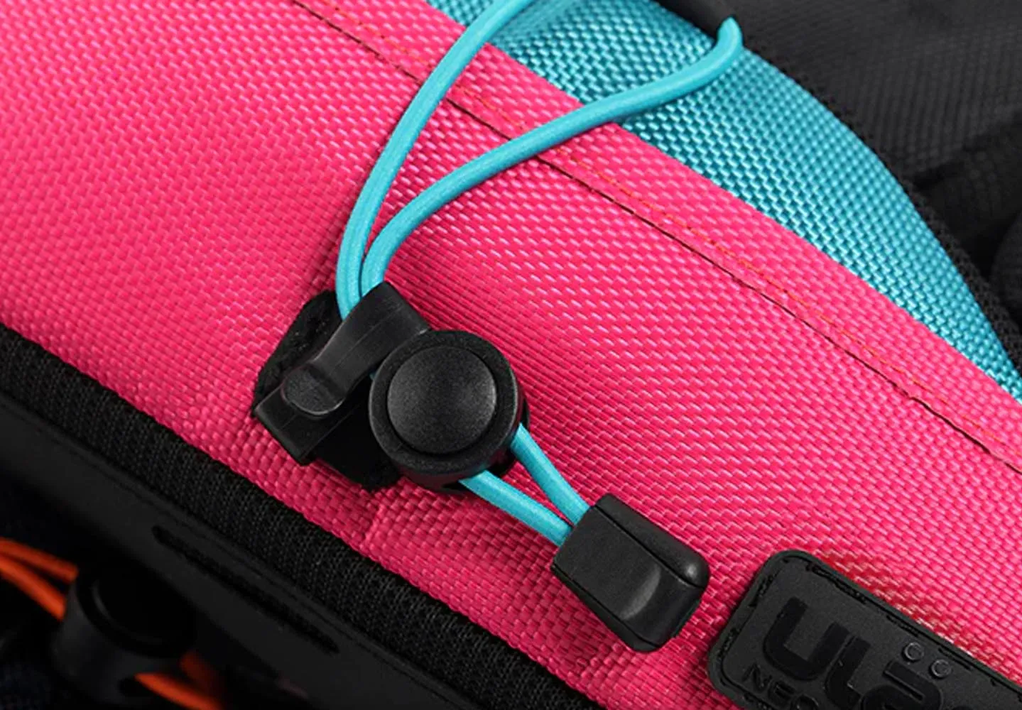 Bolso Trekking Pro 1.2 Lt Calipso/Rosado