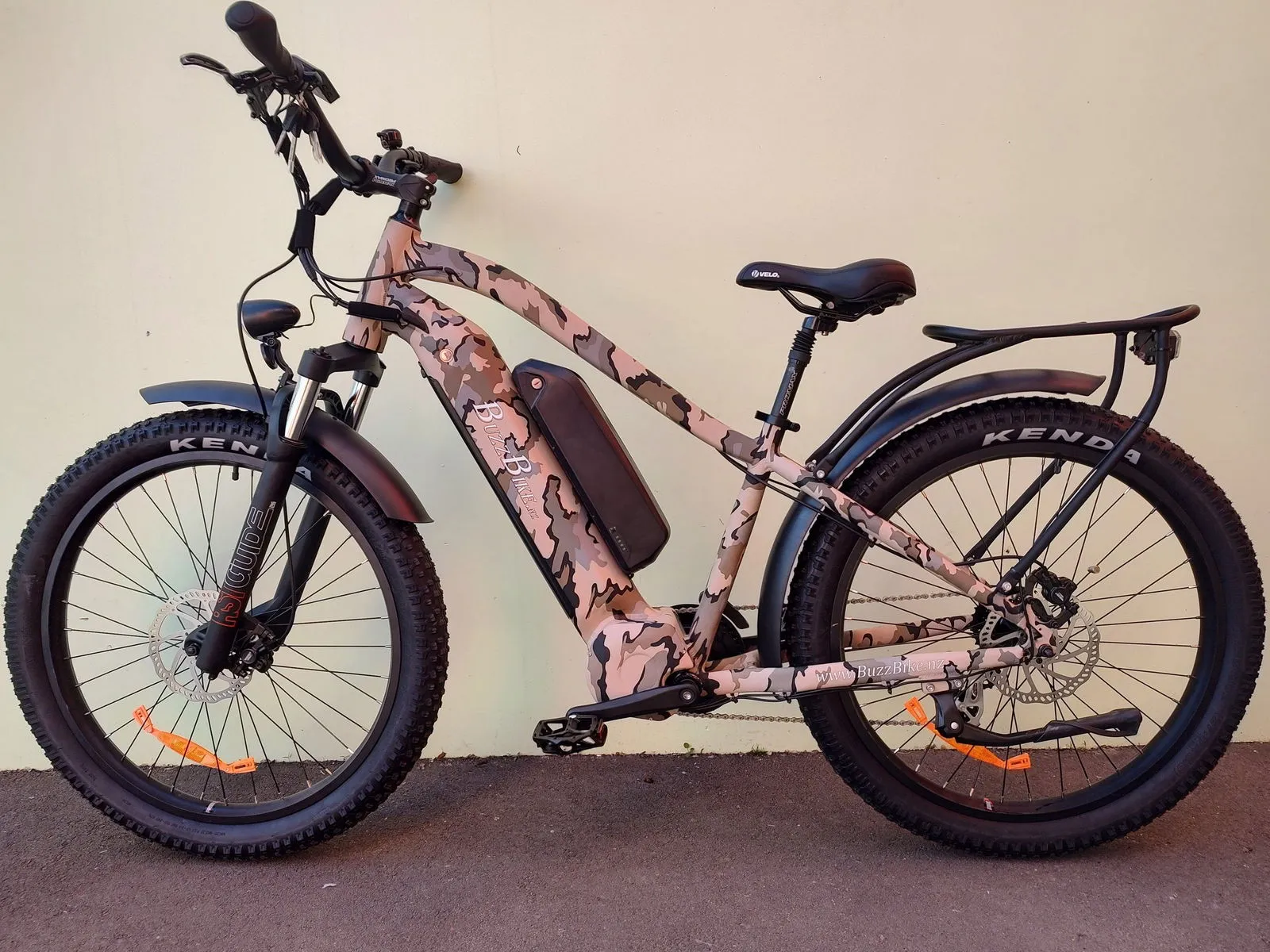BUZZ BIKE TT DOUBLE BATTERY  DELUXE 27. 5" X 3" CAMO
