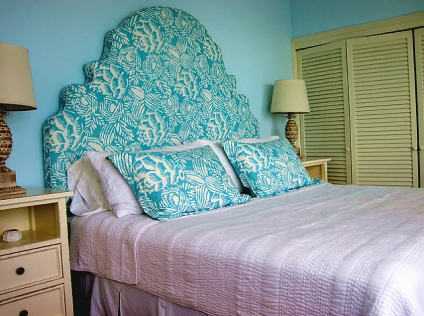 China Seas Fabric: Macambo - Custom Drizzle on White Suncloth