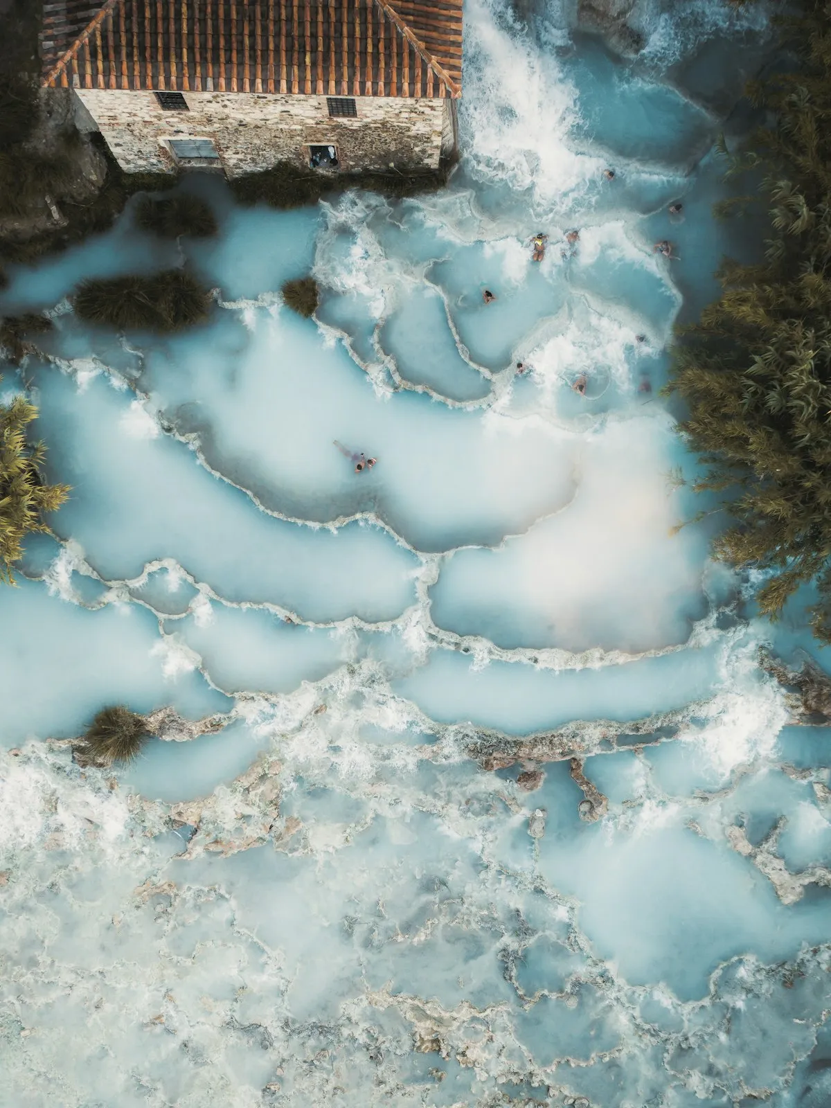 Gestalten - The Nature of Swimming - Unique Bathing Locations and Swimming Experiences