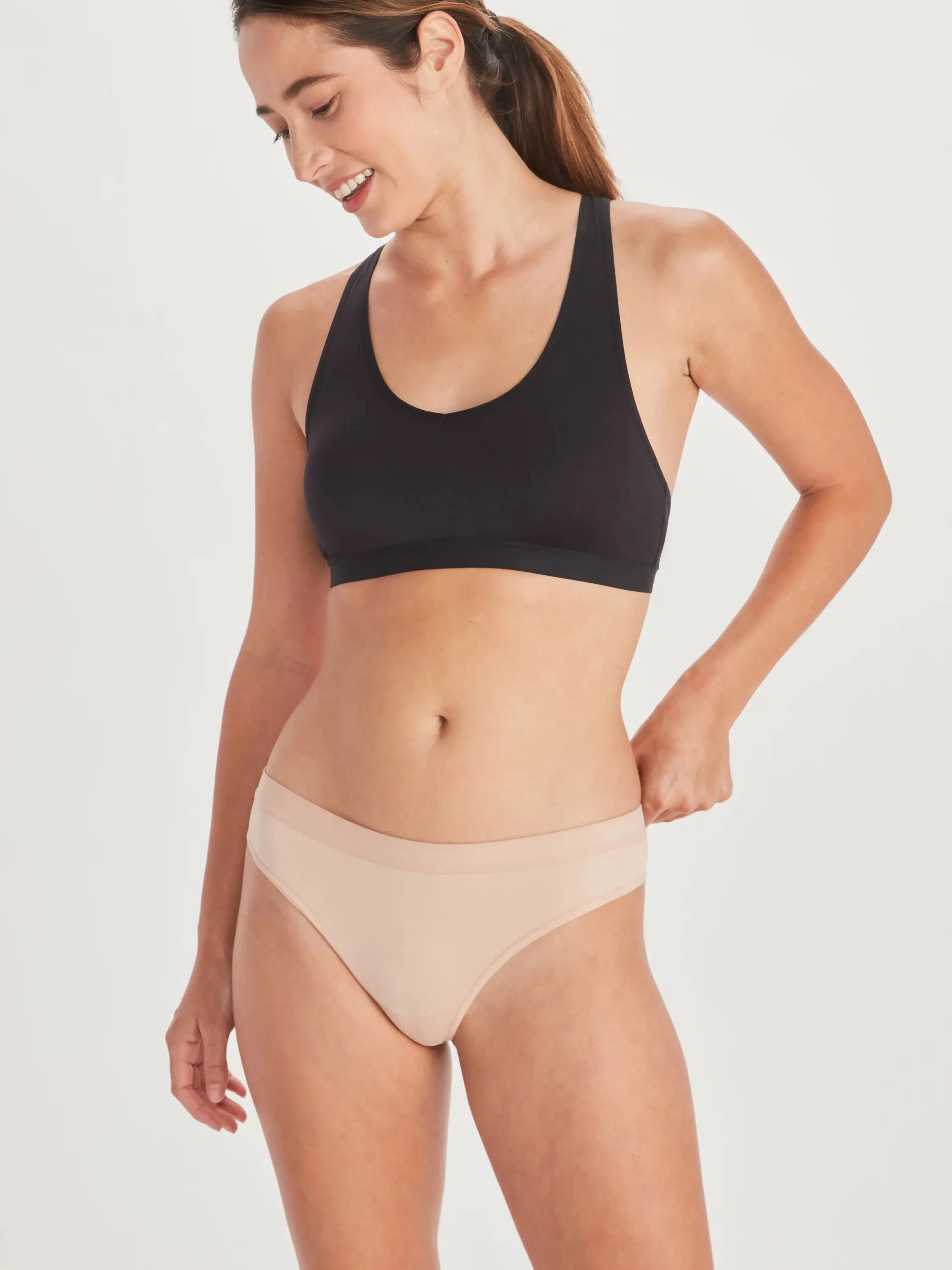Give-N-Go® 2.0 Sport Mesh Thong (Women's)