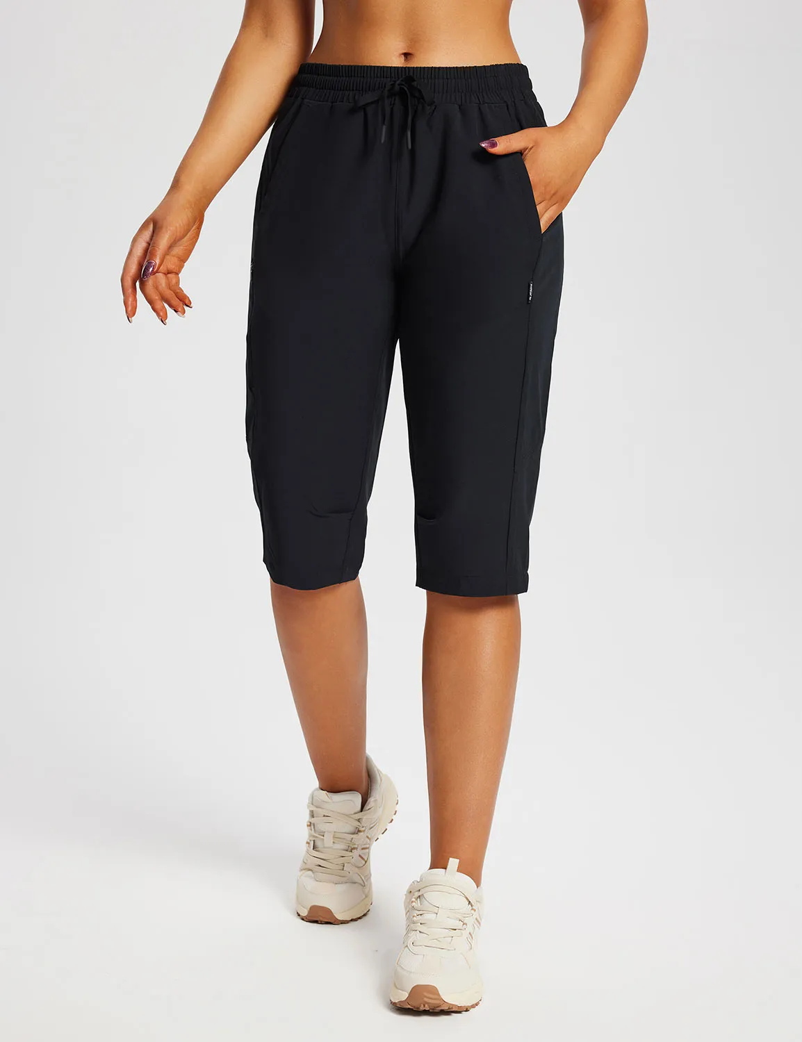 Laureate UPF50  DWR Pocketed Capris