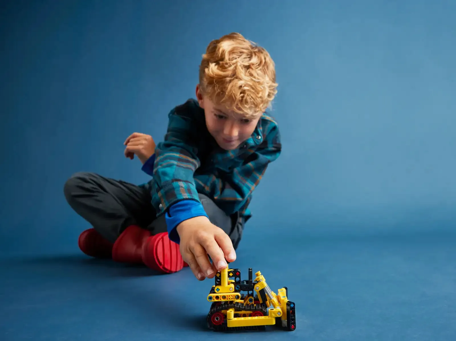 Lego Heavy-Duty Bulldozer (42163)