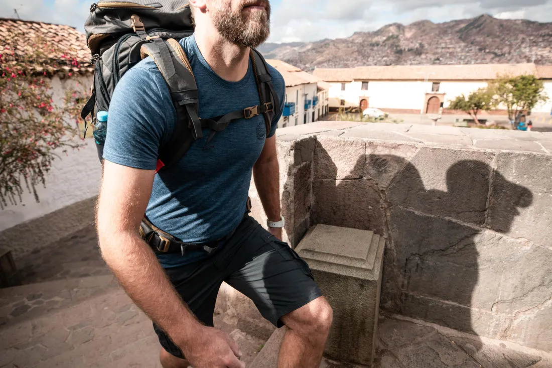 Men's Travel Trekking Cargo Shorts - TRAVEL 500