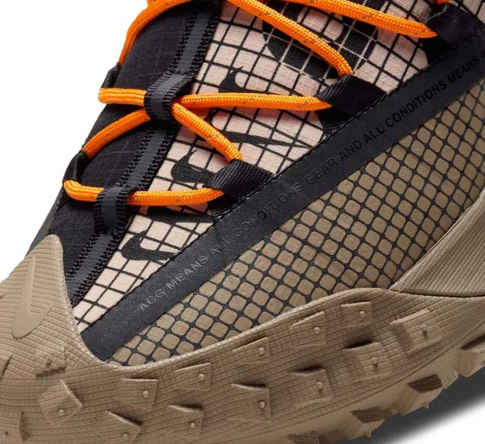 NIKE ACG MOUNTAIN FLY LOW