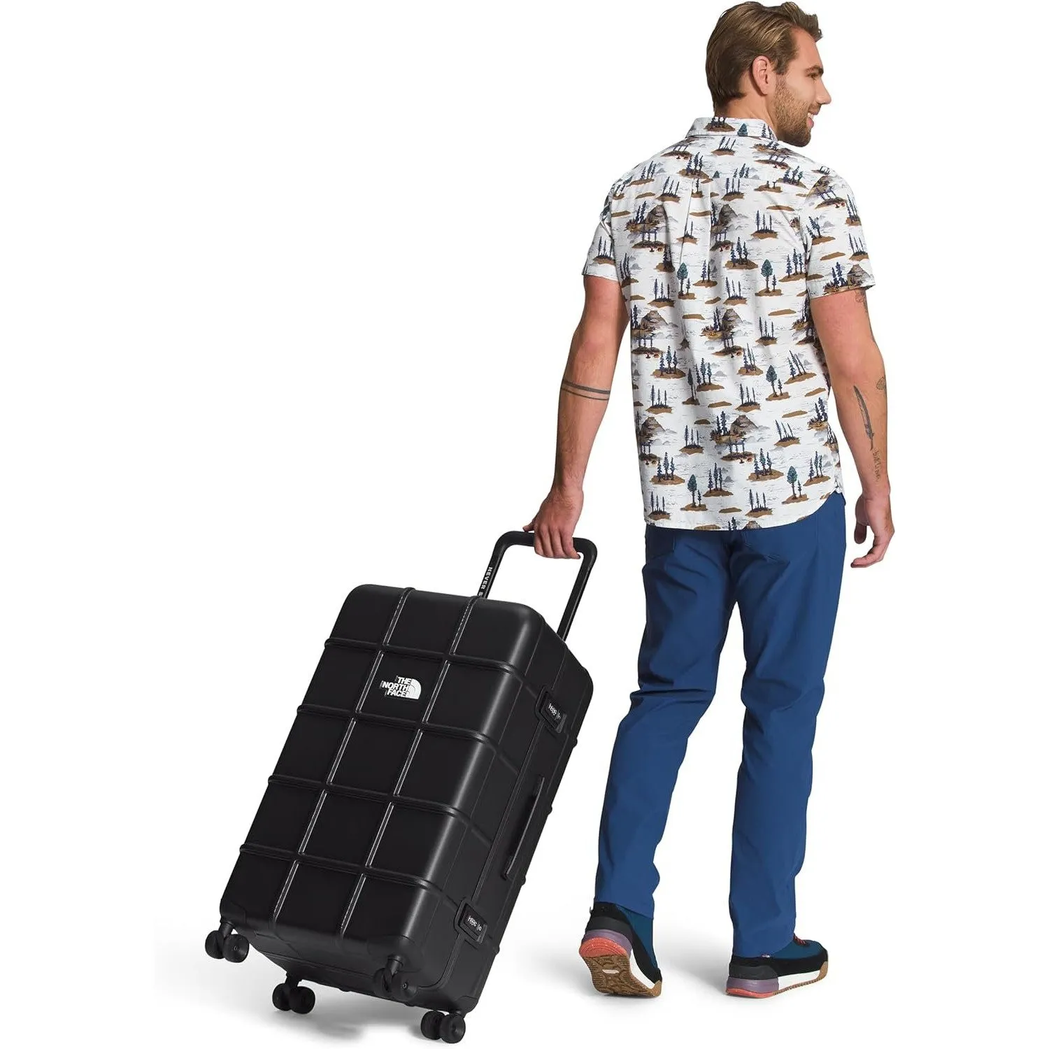 THE NORTH FACE All Weather 4-Wheeler—30"