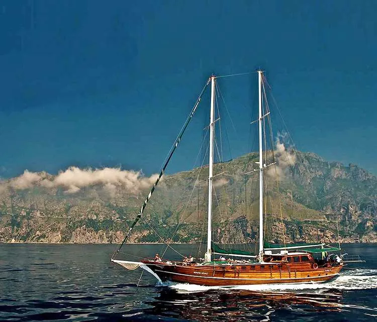 Yacht Cruises Italy